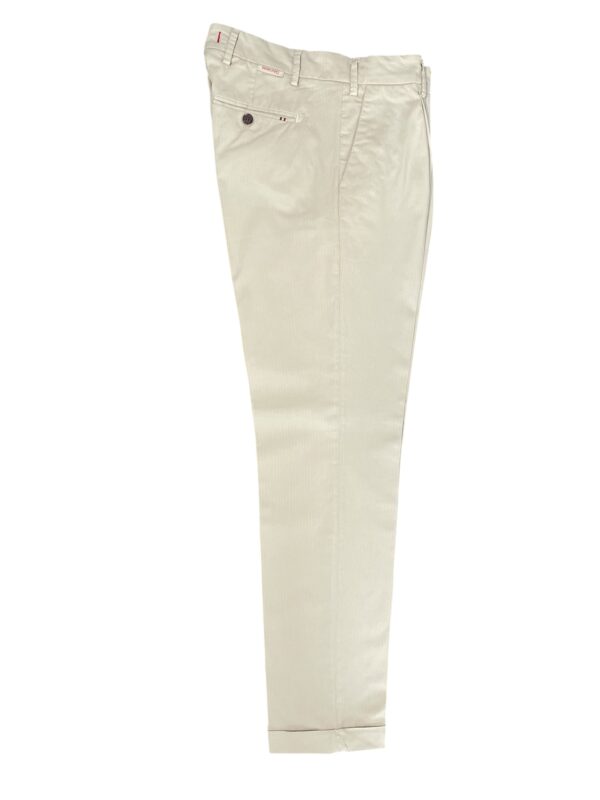 PANTALONE CARROT CON PENCE IN GABARDINE COLOR BEIGE
