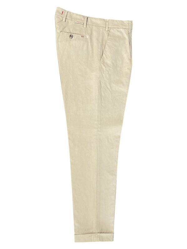 PANTALONE CARROT CON PENCE IN GABARDINE COLOR BEIGE
