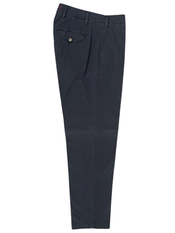 PANTALONE CON PATTINE COMFORT FIT IN POPELINE COLOR BLU