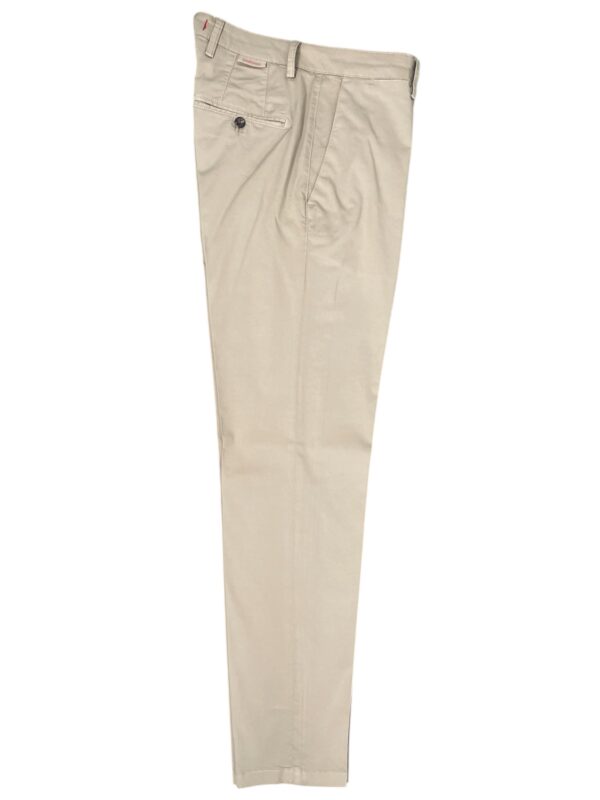 PANTALONE REGULAR FIT IN RASATELLO COLOR FANGO