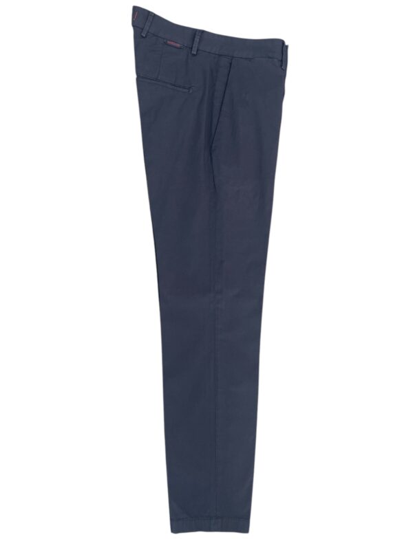 PANTALONE SLIM FIT IN POPELINE COLOR BLU