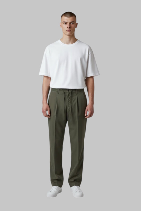 PANTALONE CON COULISSE E PINCES IN GABARDINE TINTO PEZZA COLOR VERDE MILITARE