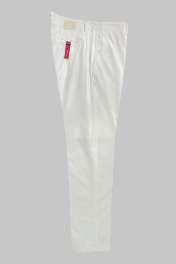 PANTALONE CHINO REGULAR FIT IN POPELINE COLOR BIANCO