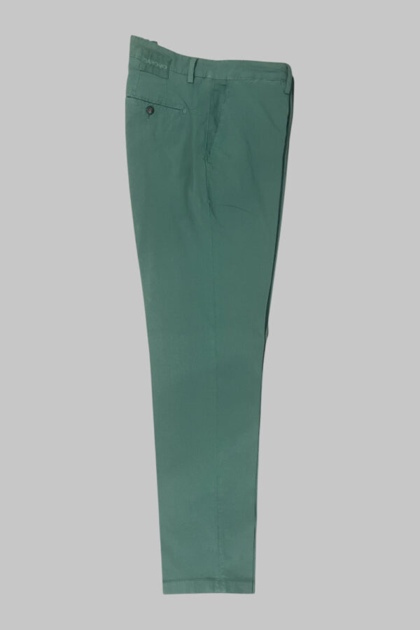 PANTALONE CHINO REGULAR FIT IN POPELINE COLOR PETROLIO