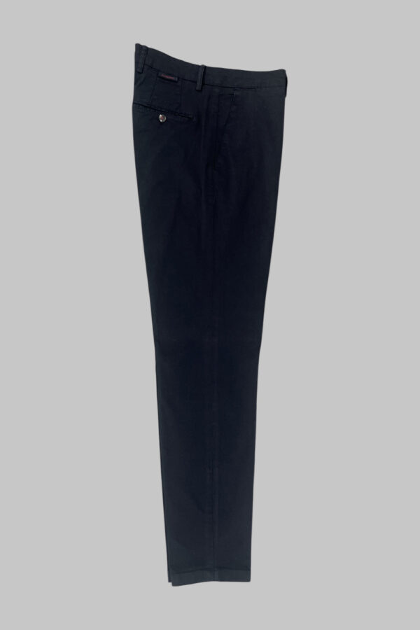 PANTALONE CHINO REGULAR FIT IN GABARDINE COLOR BLU SCURO
