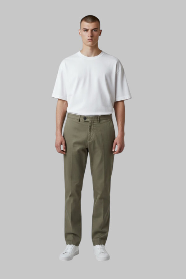 PANTALONE CHINO REGULAR FIT IN COTONE MILLERIGHE COLOR OLIVA