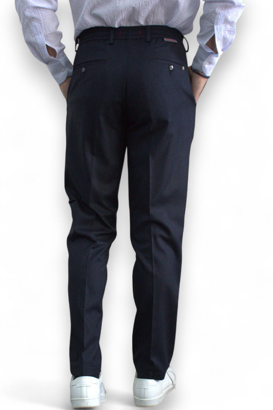 PANTALONE TASCA AMERICA CON COULISSE E PATTINE POSTERIORI IN LANA COLOR BLU SCURO - immagine 6