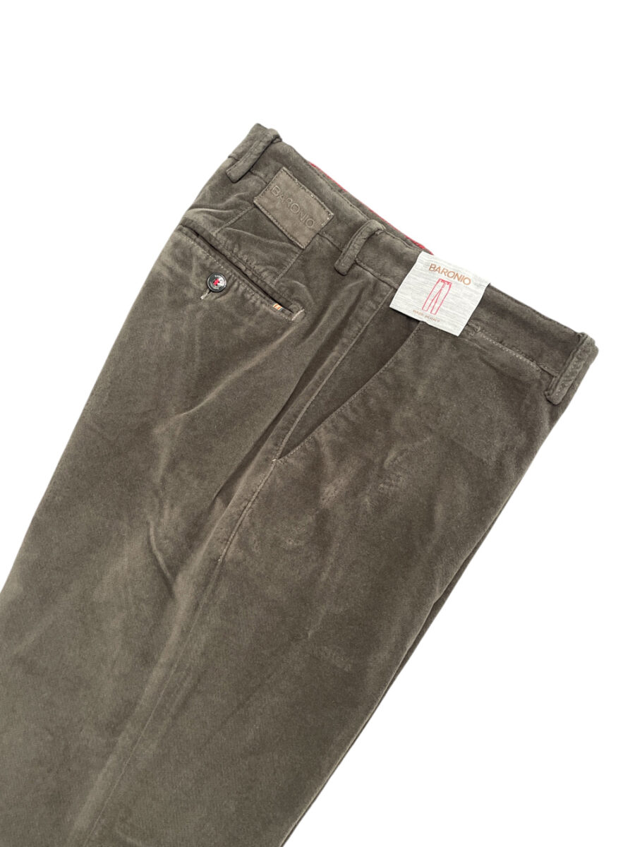 PANTALONE CHINO IN VELLUTO LISCIO COLOR TORTORA - immagine 2