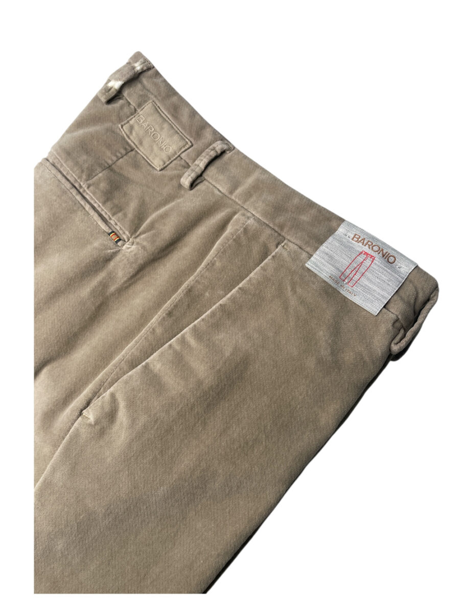 PANTALONE SLIM FIT IN VELLUTO LISCIO COLOR BEIGE - immagine 2