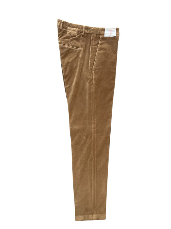 PANTALONE SLIM FIT IN VELLUTO LISCIO COLOR BISCOTTO