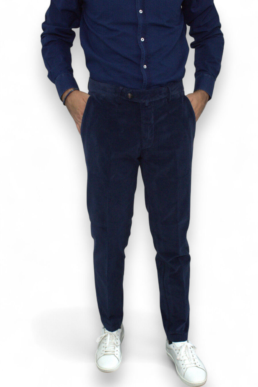 PANTALONE SLIM FIT IN VELLUTO LISCIO COLOR BLU SCURO - immagine 4