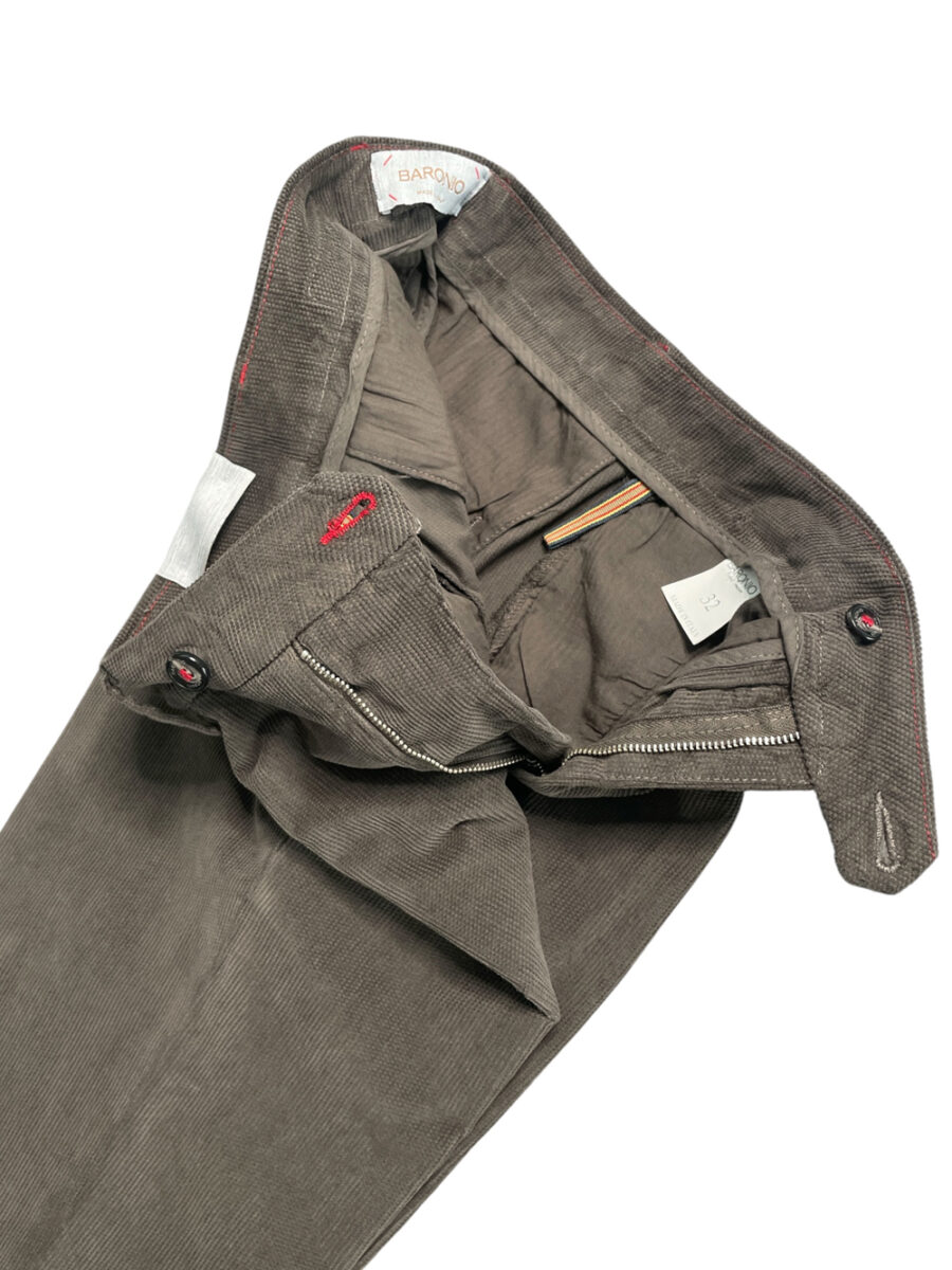 PANTALONE SLIM FIT IN VELLUTO ARMATURATO COLOR TORTORA - immagine 3