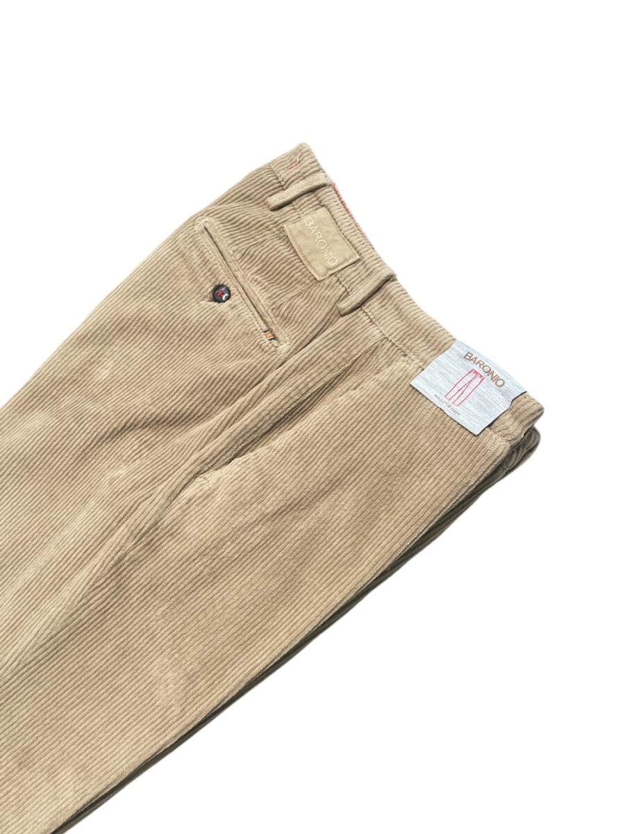 PANTALONE CHINO IN VELLUTO RIGATO COLOR FANGO - immagine 2
