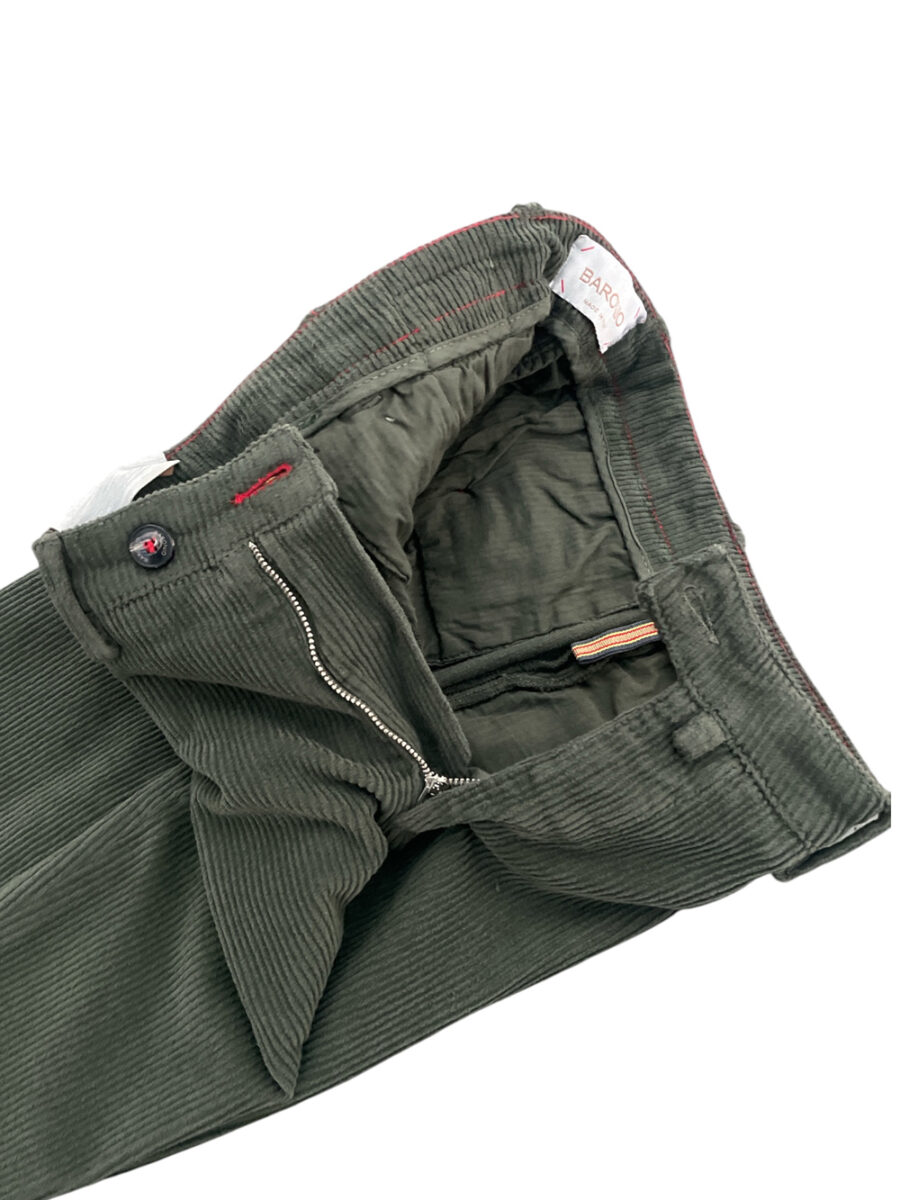 PANTALONE CHINO IN VELLUTO RIGATO COLOR VERDE MILITARE - immagine 3