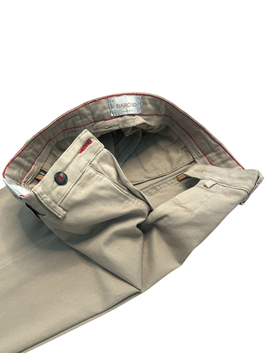 PANTALONE CHINO IN COTONE DIAGONALE COLOR BEIGE - immagine 3