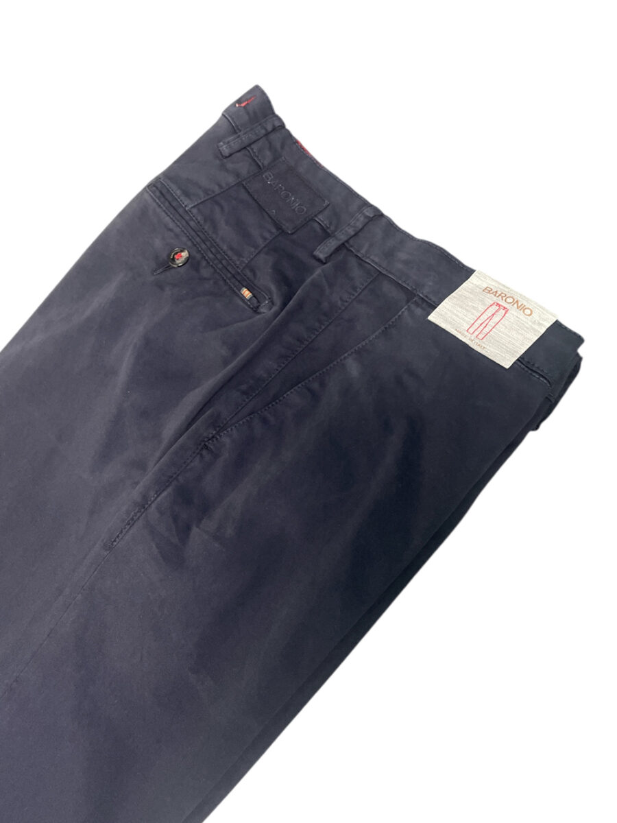 PANTALONE CHINO IN RASO COLOR BLU SCURO - immagine 3