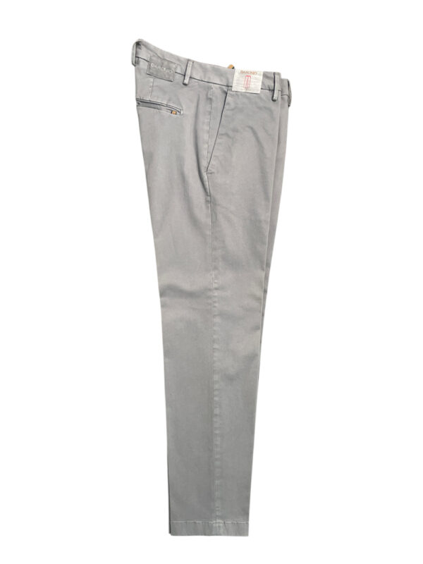 PANTALONE SLIM FIT IN RASO COLOR GRIGIO CHIARO