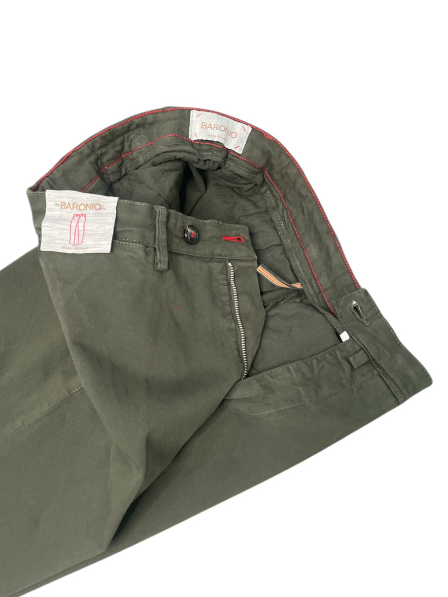 PANTALONE TASCA AMERICA IN GABARDINE REGULAR FIT COLOR VERDE MILITARE - immagine 3