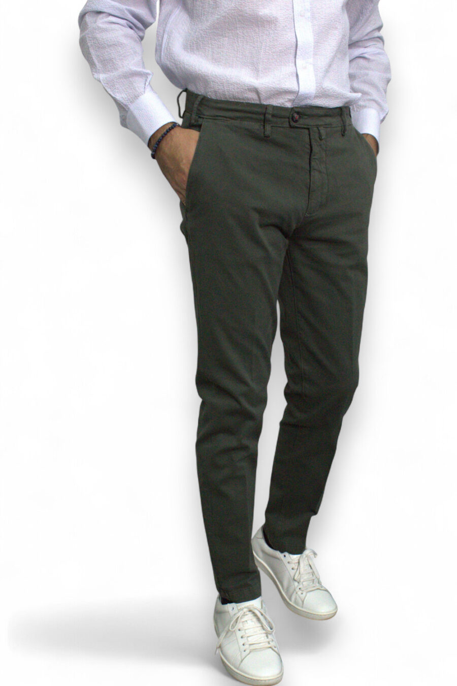 PANTALONE TASCA AMERICA IN GABARDINE REGULAR FIT COLOR VERDE MILITARE - immagine 4