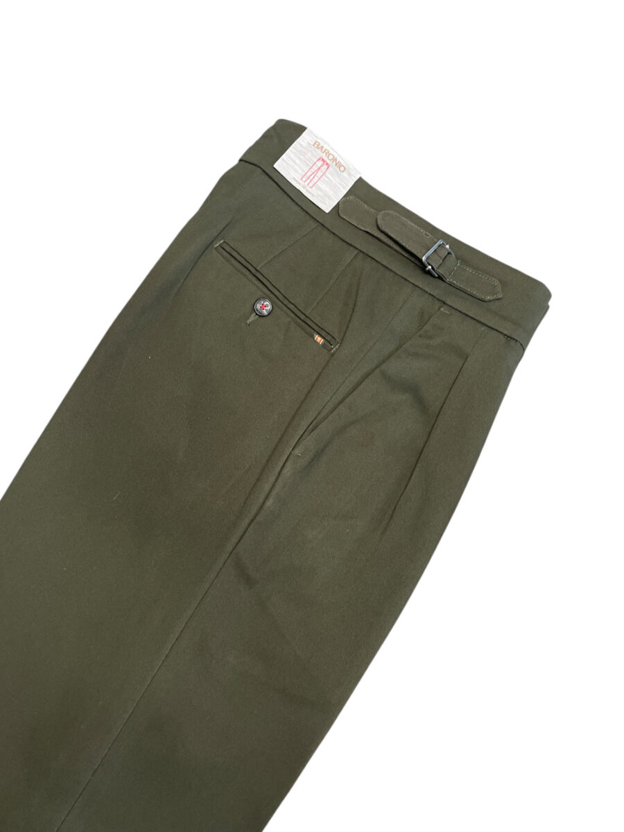 PANTALONE TASCA AMERICA CON BUSTINO ALTO E FIBBIE LATERALI COLOR VERDE MILITARE - immagine 2