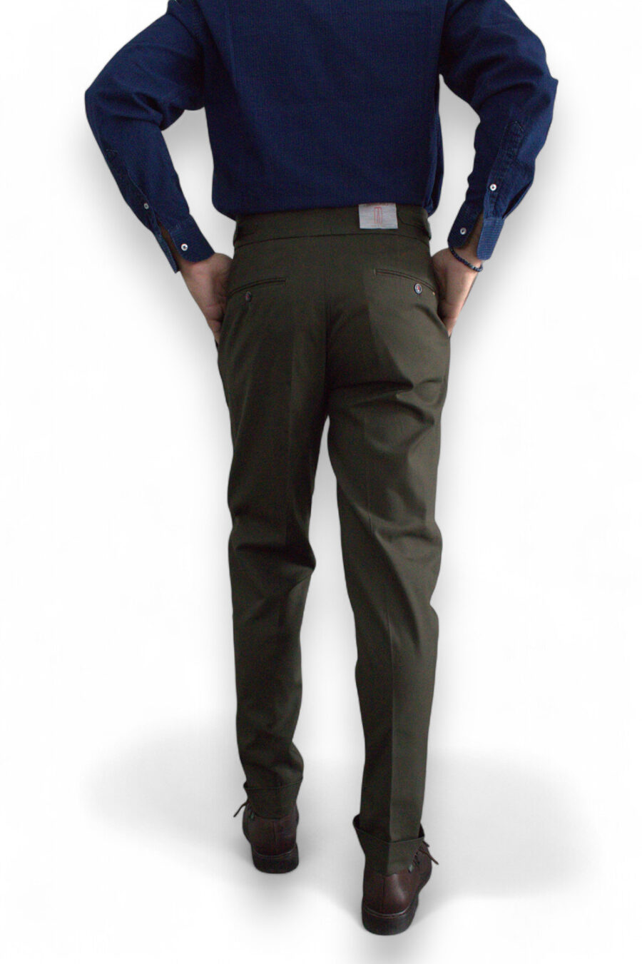 PANTALONE TASCA AMERICA CON BUSTINO ALTO E FIBBIE LATERALI COLOR VERDE MILITARE - immagine 6