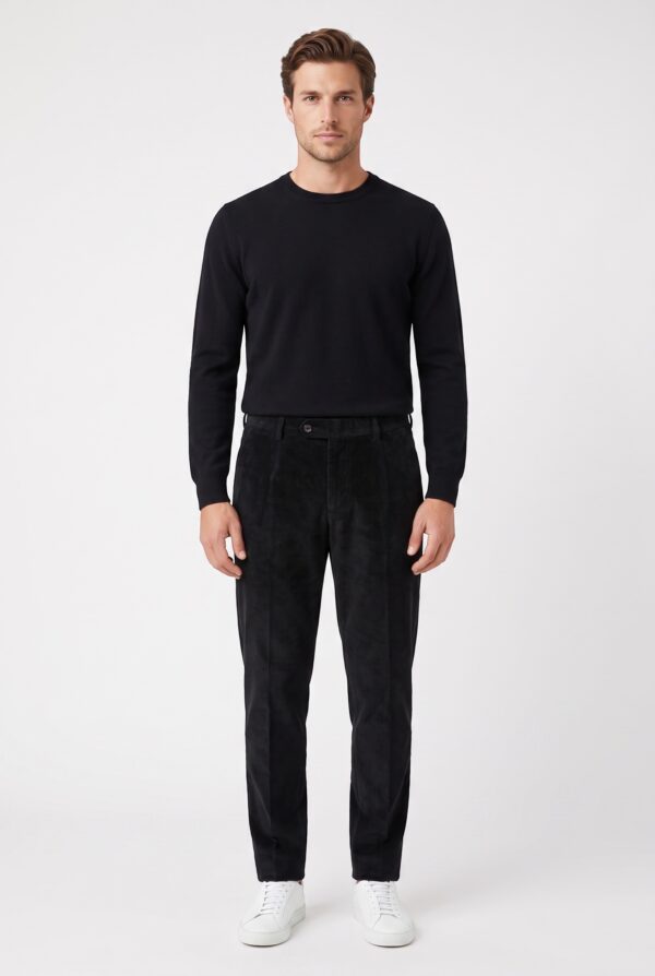 PANTALONE SLIM FIT IN VELLUTO ARMATURATO COLOR NERO