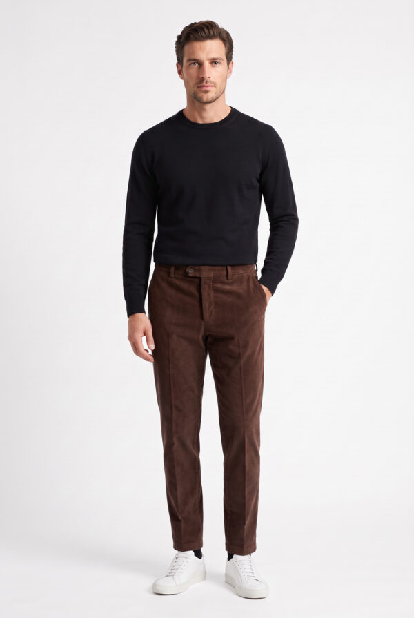 Pantalone in velluto diagonale Slim fit color moro
